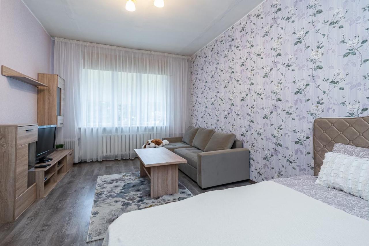 Pae 52 Apartment, Free Parking ,Airport 2Km タリン エクステリア 写真