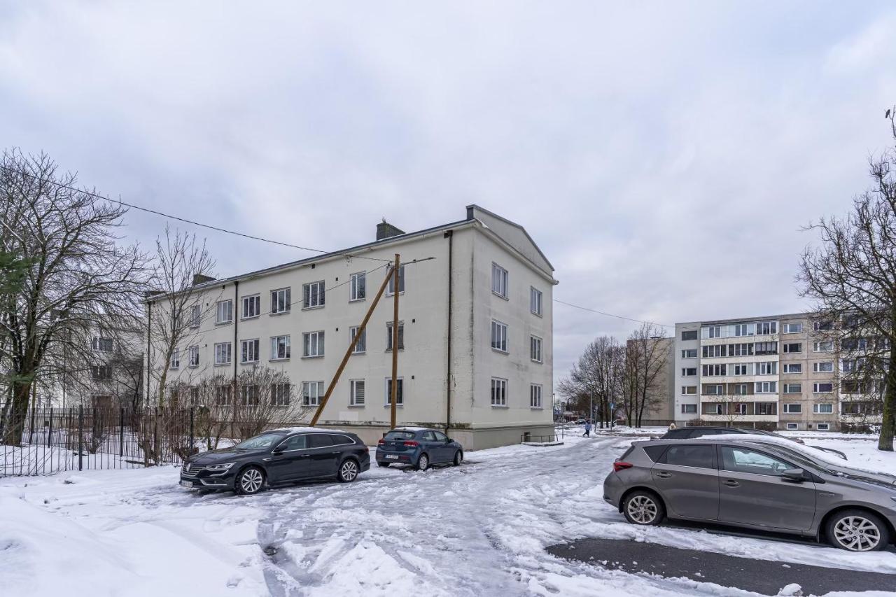 Pae 52 Apartment, Free Parking ,Airport 2Km タリン エクステリア 写真